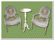 1 Paar Sessel, Louis-Seize, 19. Jahrhundert, antik weiss gefasst, neu gepolstert und bezogen;